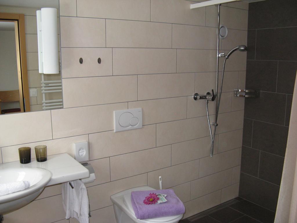 Waldgasthaus Lehmen Hotel Weissbad Quarto foto